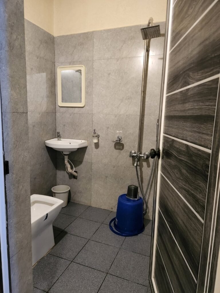 super deluxe (6) resized